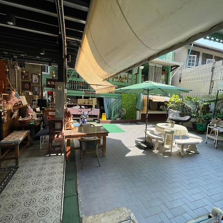 Green Teak House Bangkok Ngoại thất bức ảnh