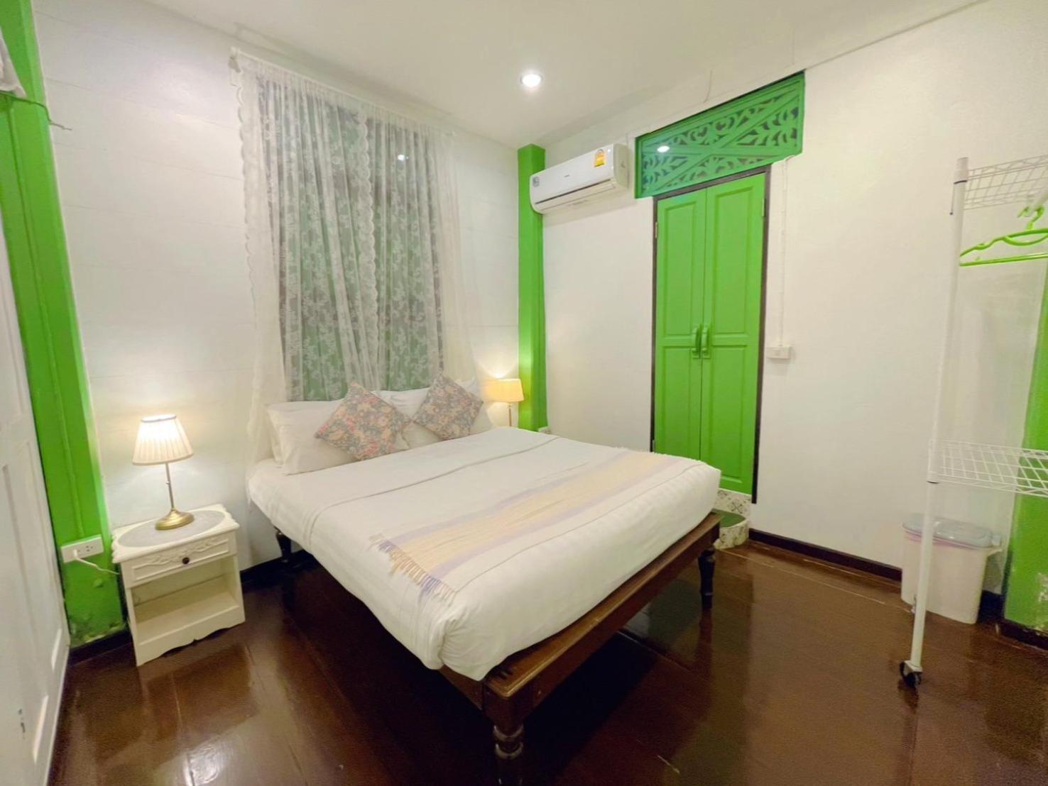 Green Teak House Bangkok Ngoại thất bức ảnh