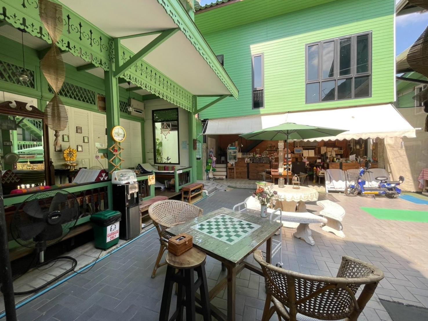 Green Teak House Bangkok Ngoại thất bức ảnh