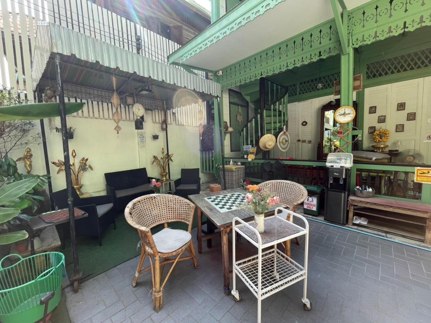 Green Teak House Bangkok Ngoại thất bức ảnh