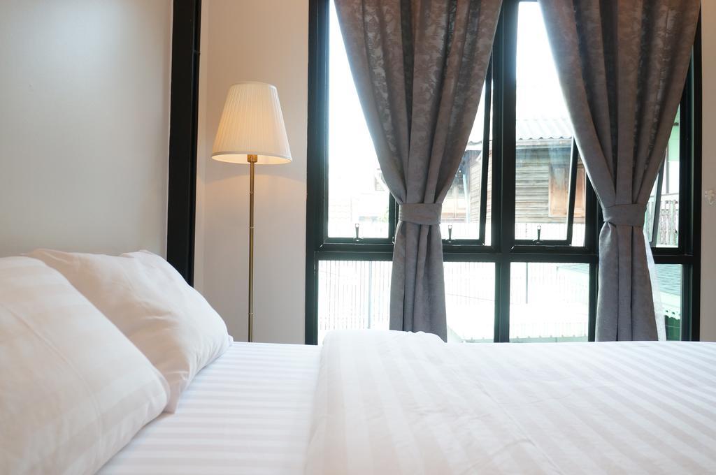 Green Teak House Bangkok Ngoại thất bức ảnh