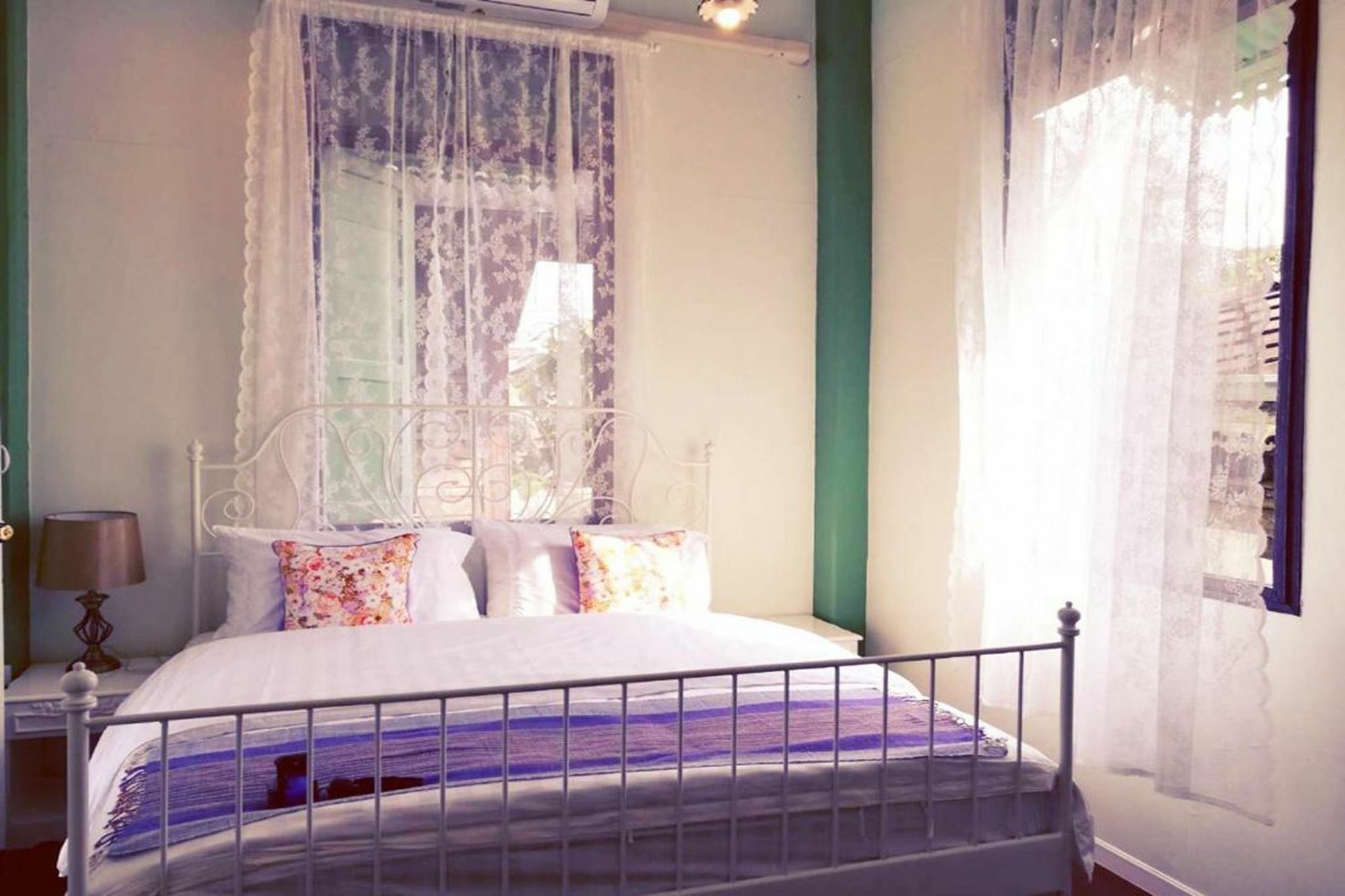 Green Teak House Bangkok Ngoại thất bức ảnh