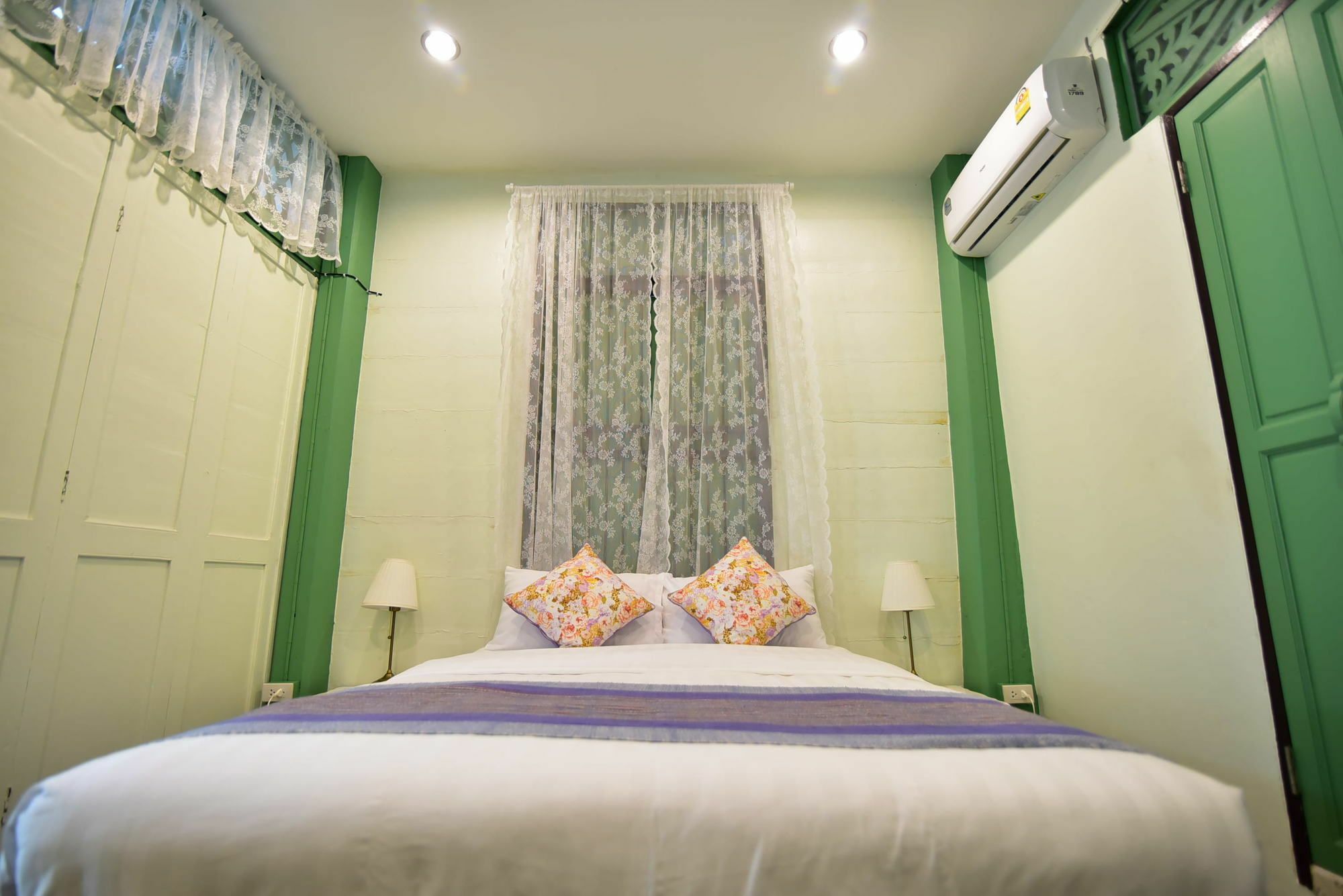 Green Teak House Hotel Bangkok Ngoại thất bức ảnh